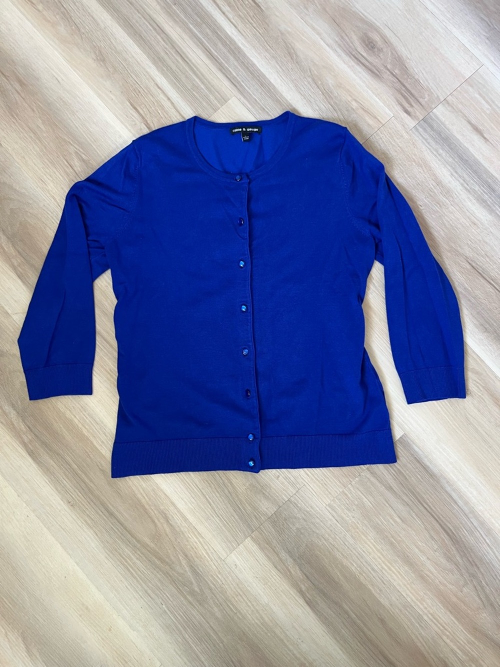 Cable & Gauge Women's Royal Blue Button-Front Cardigan